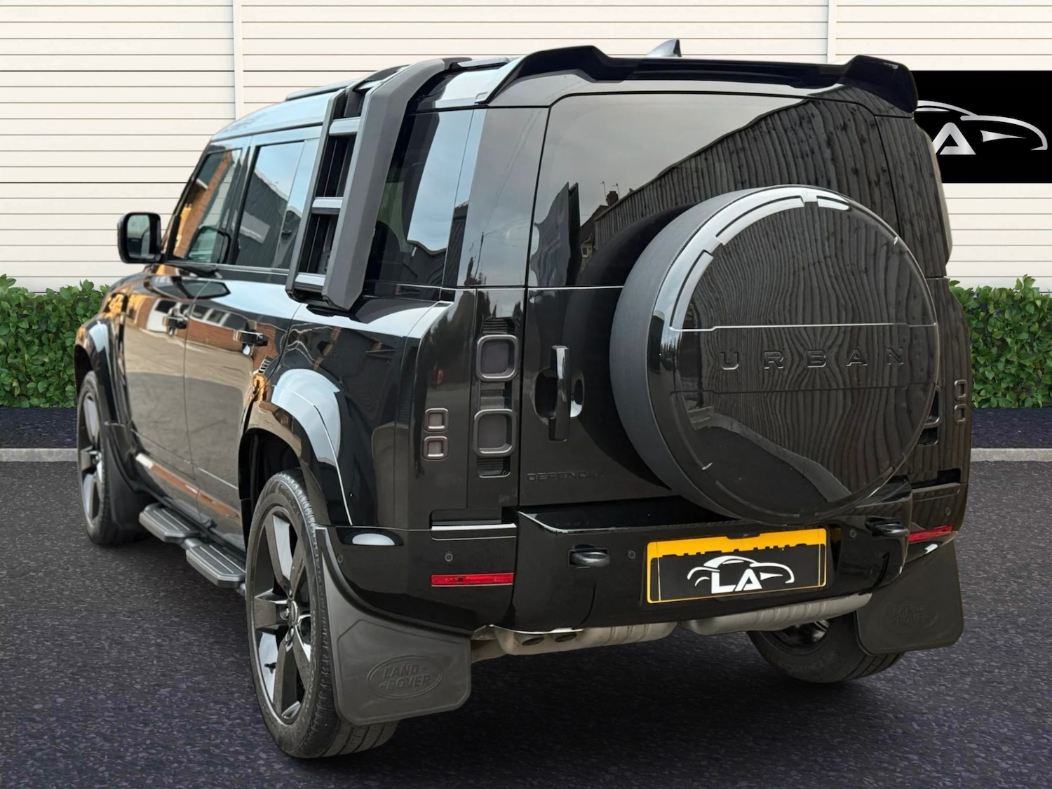 Used Land Rover Defender 2025 for sale - 78031331: Photo 6