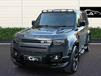 Used Land Rover Defender 2023 for sale - 77903664: Photo