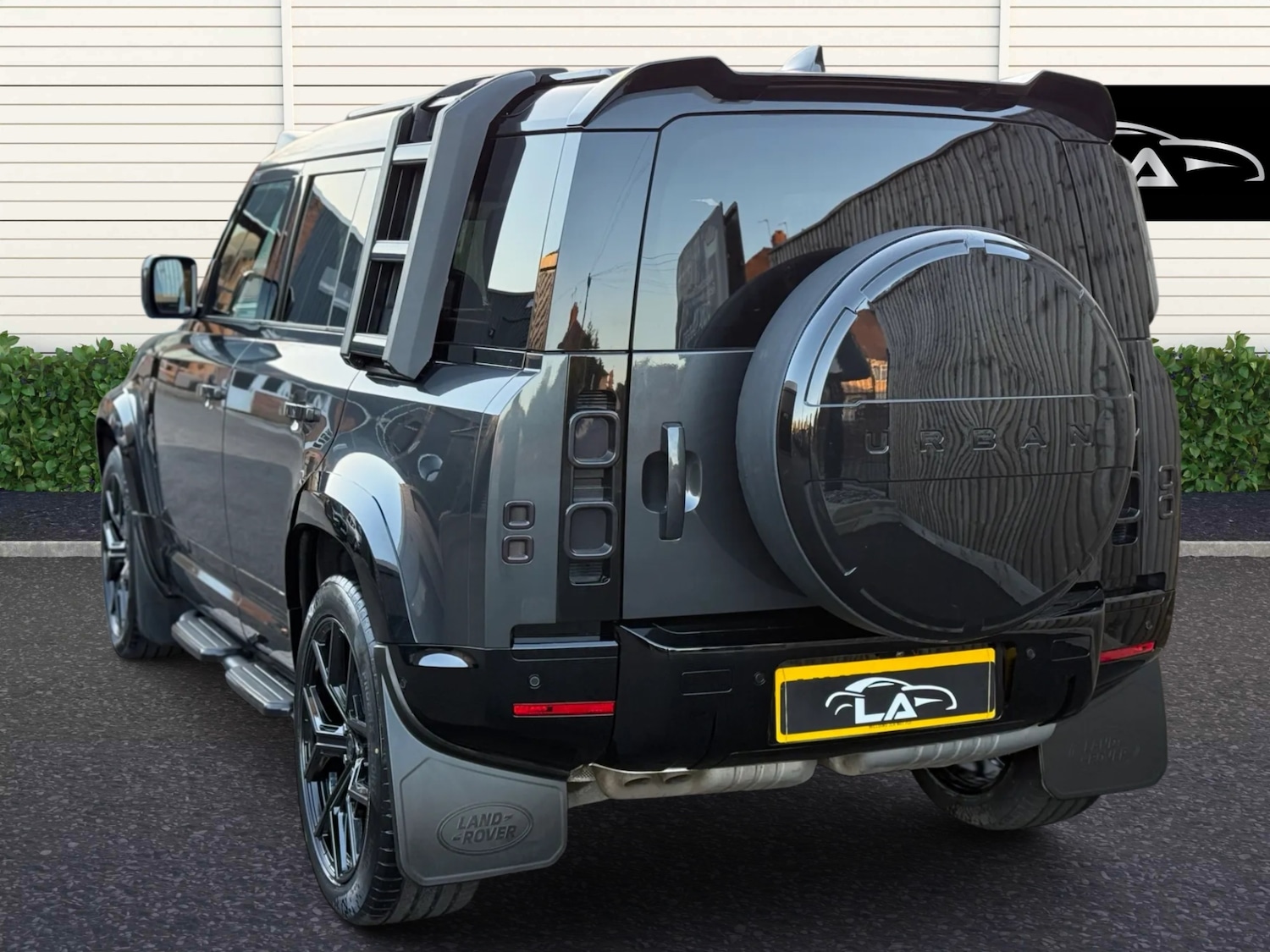 Used Land Rover Defender 2023 for sale - 77903664: Photo 6