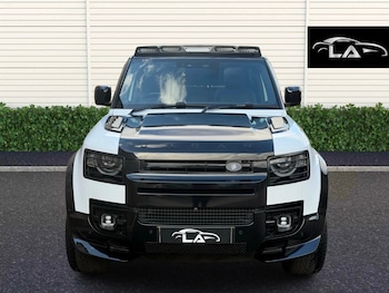Used Land Rover Defender 2024 for sale - 78945053: Photo