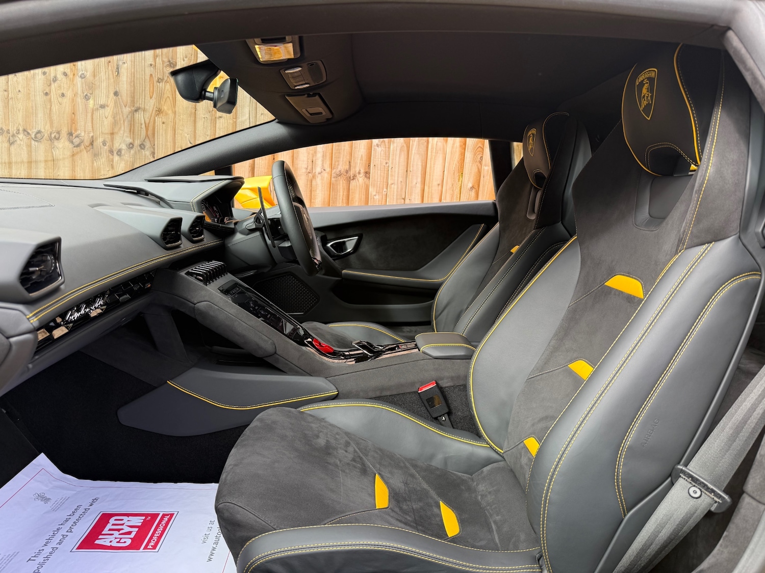 Used Lamborghini Huracan 2023 for sale - 77694433: Photo 8