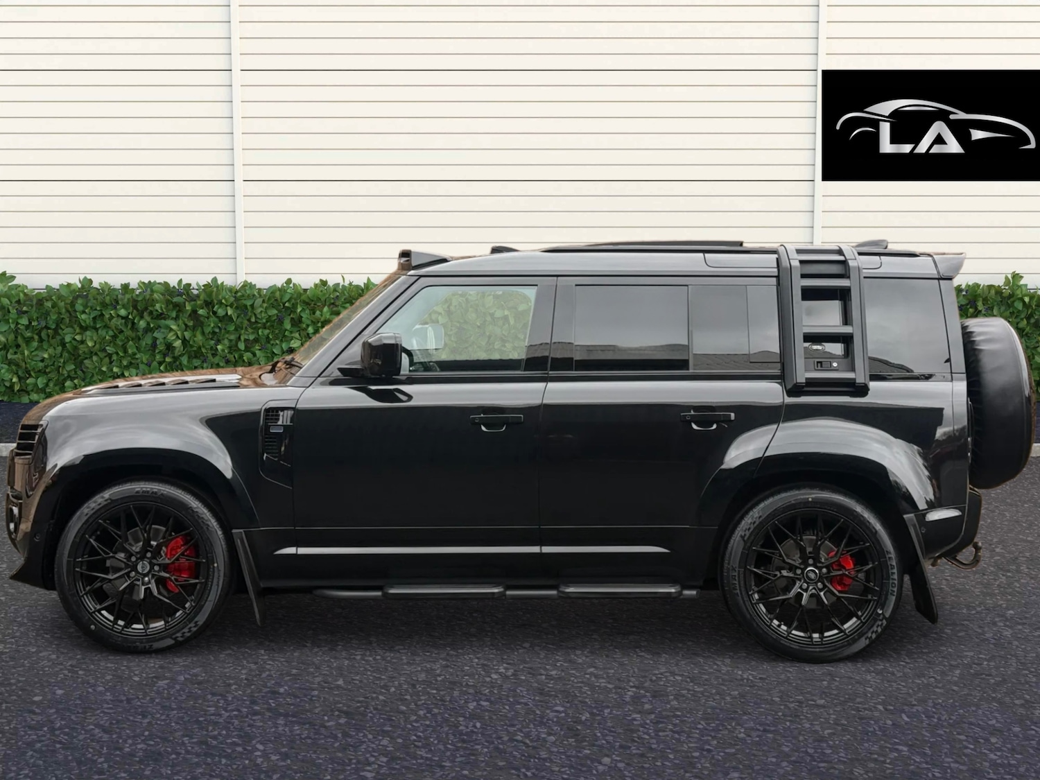 Used Land Rover Defender 2025 for sale - 77607007: Photo 3