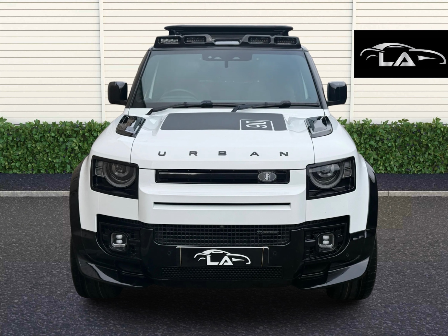 Used Land Rover Defender 2023 for sale - 77437990: Photo 4