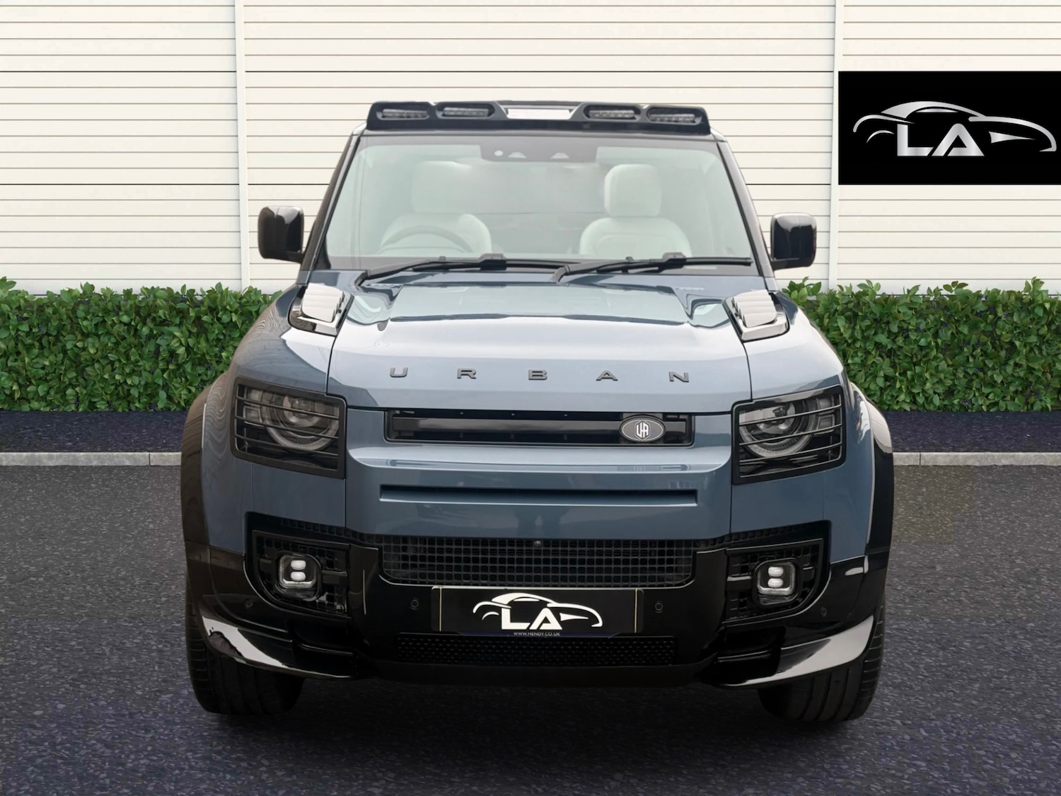 Used Land Rover Defender 2025 for sale - 77802091: Photo 4