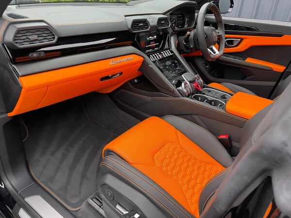 Used Lamborghini Urus 2022 for sale - 65764471: Photo 10