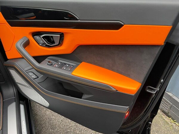 Used Lamborghini Urus 2022 for sale - 65764471: Photo 13