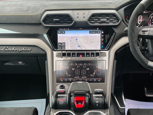 Used Lamborghini Urus 2024 for sale - 71639411: Photo 11