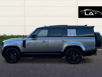 Used Land Rover Defender 2023 for sale - 74975272: Photo
