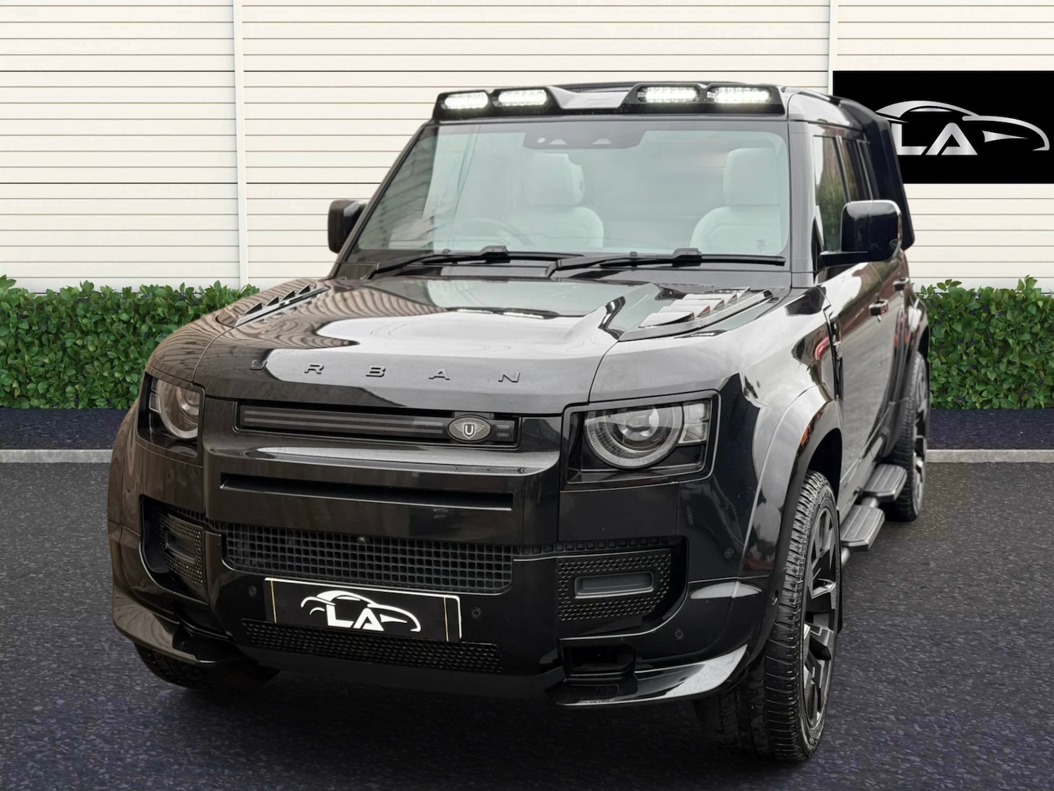 Used Land Rover Defender 2025 for sale - 77621961: Photo 2