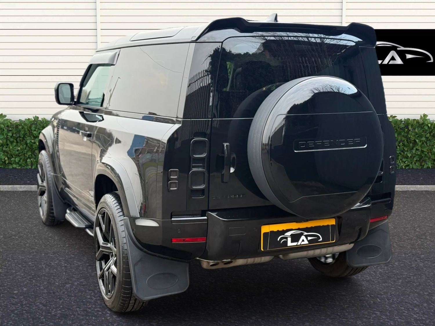 Used Land Rover Defender 2024 for sale - 76948562: Photo 6