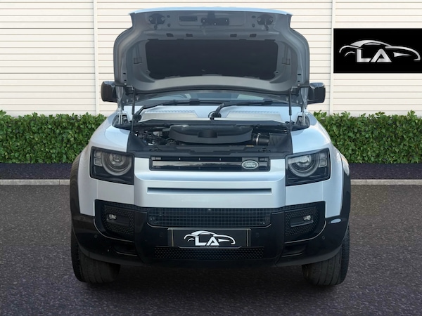 Used Land Rover Defender 2024 for sale - 75428611: Photo 13