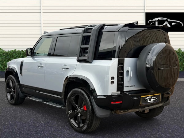 Used Land Rover Defender 2024 for sale - 75428611: Photo 5