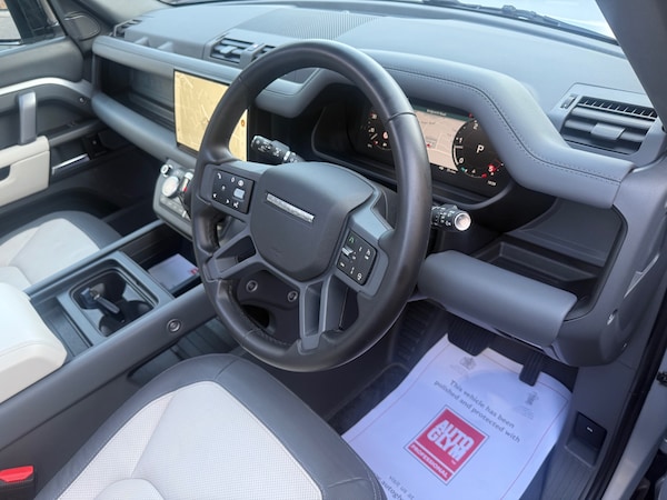 Used Land Rover Defender 2024 for sale - 75428611: Photo 9