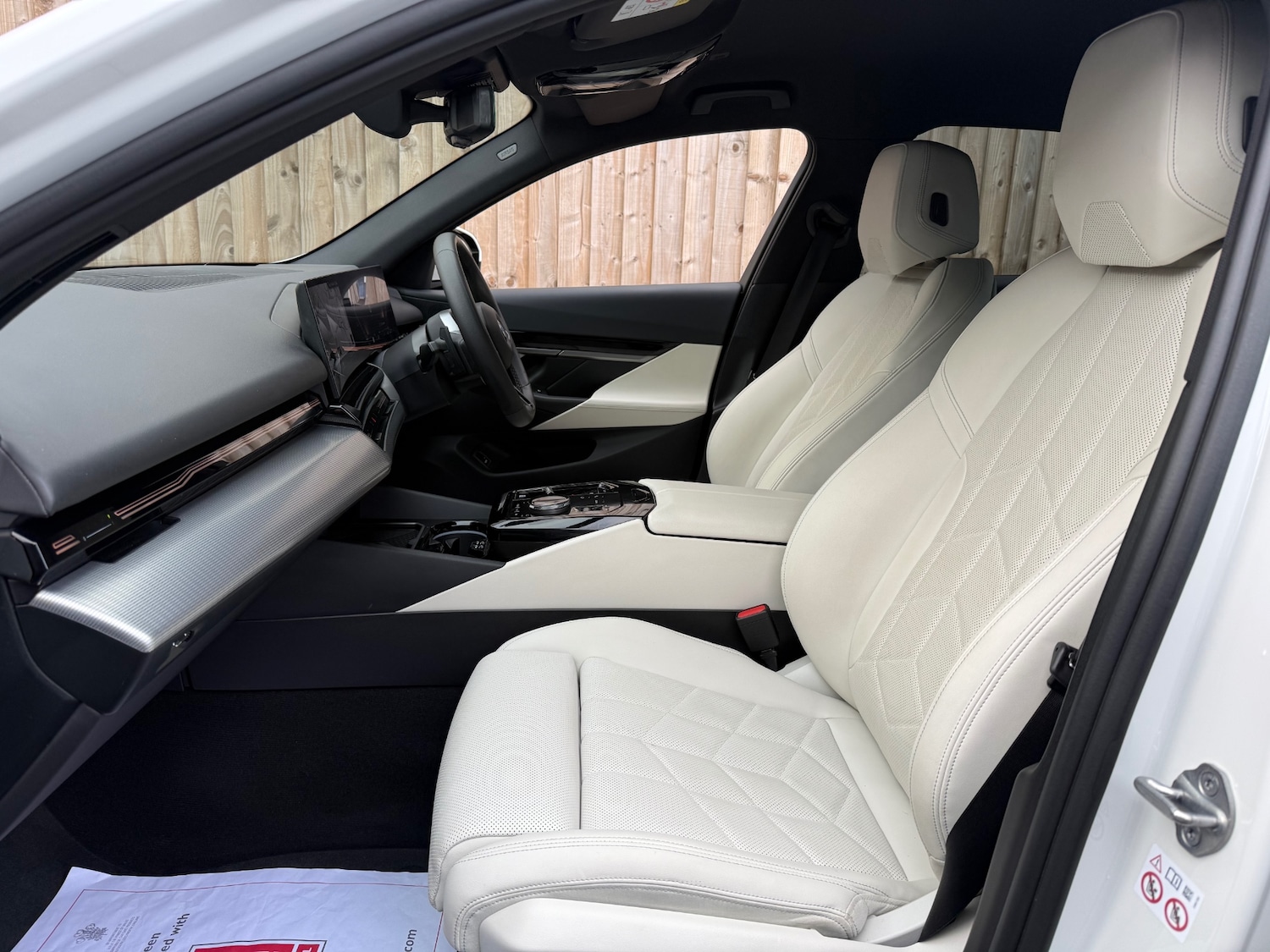 Used BMW 5 Series 2024 for sale - 77114123: Photo 11