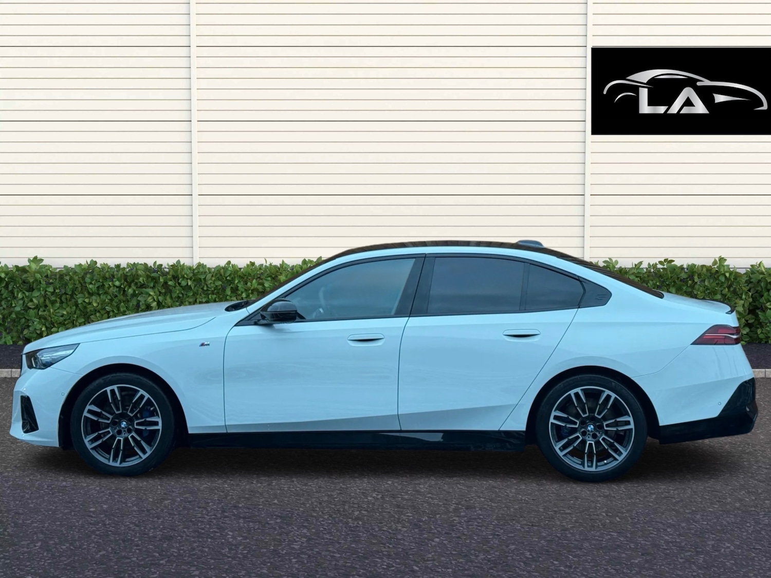 Used BMW 5 Series 2024 for sale - 77114123: Photo 3