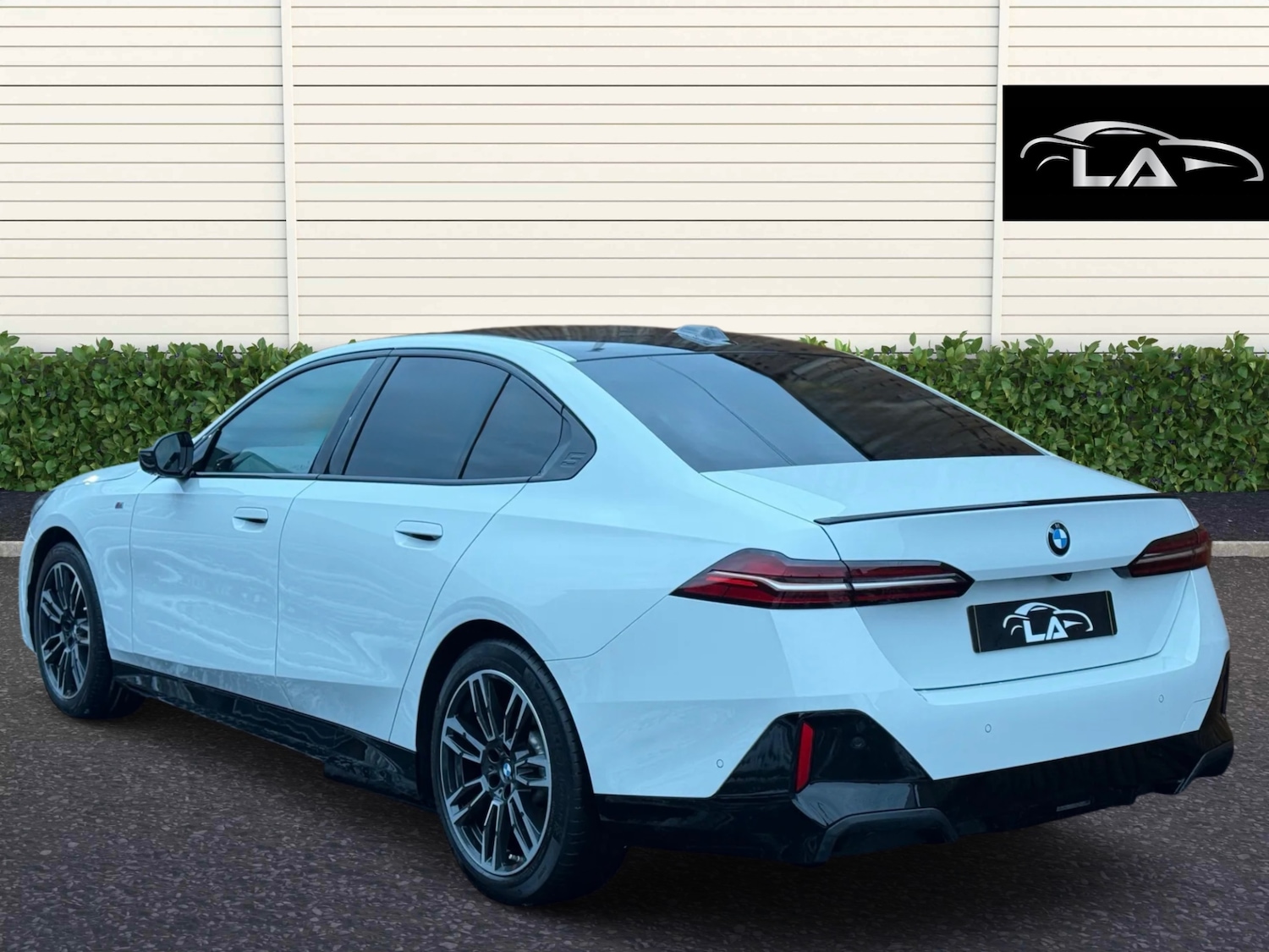 Used BMW 5 Series 2024 for sale - 77114123: Photo 5