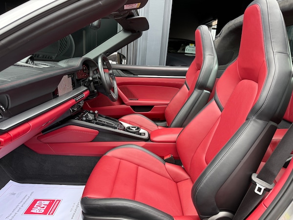 Used Porsche 911 2025 for sale - 75664527: Photo 11