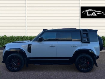 Used Land Rover Defender 2026 for sale - 78389885: Photo