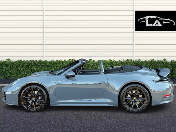 Used Porsche 911 2025 for sale - 75222121: Photo 3