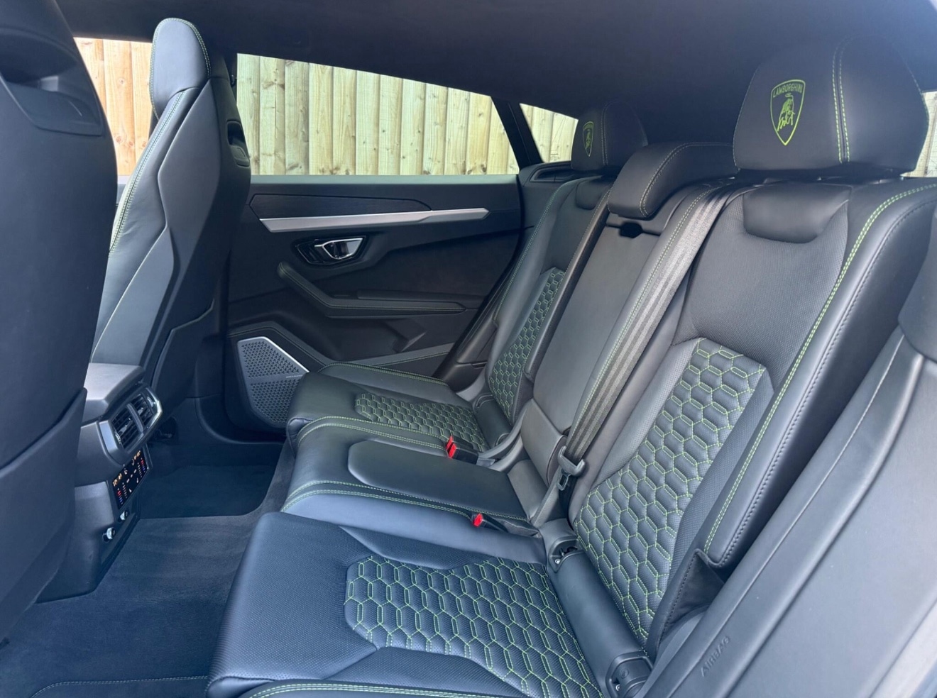 Used Lamborghini Urus 2021 for sale - 76065368: Photo 14