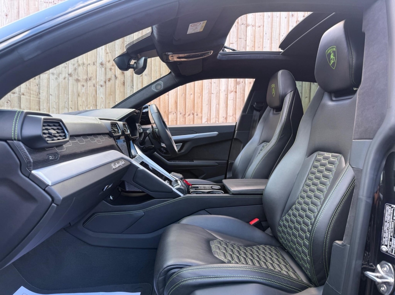 Used Lamborghini Urus 2021 for sale - 76065368: Photo 8