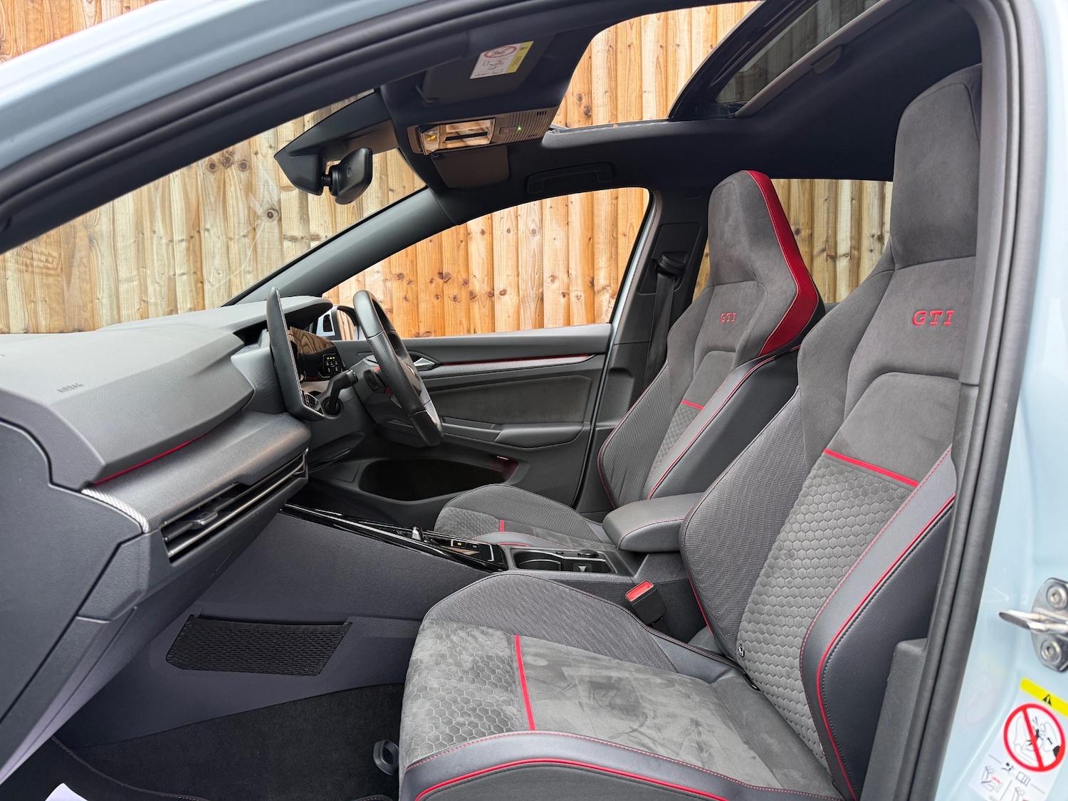 Used Volkswagen Golf 2025 for sale - 77235395: Photo 8