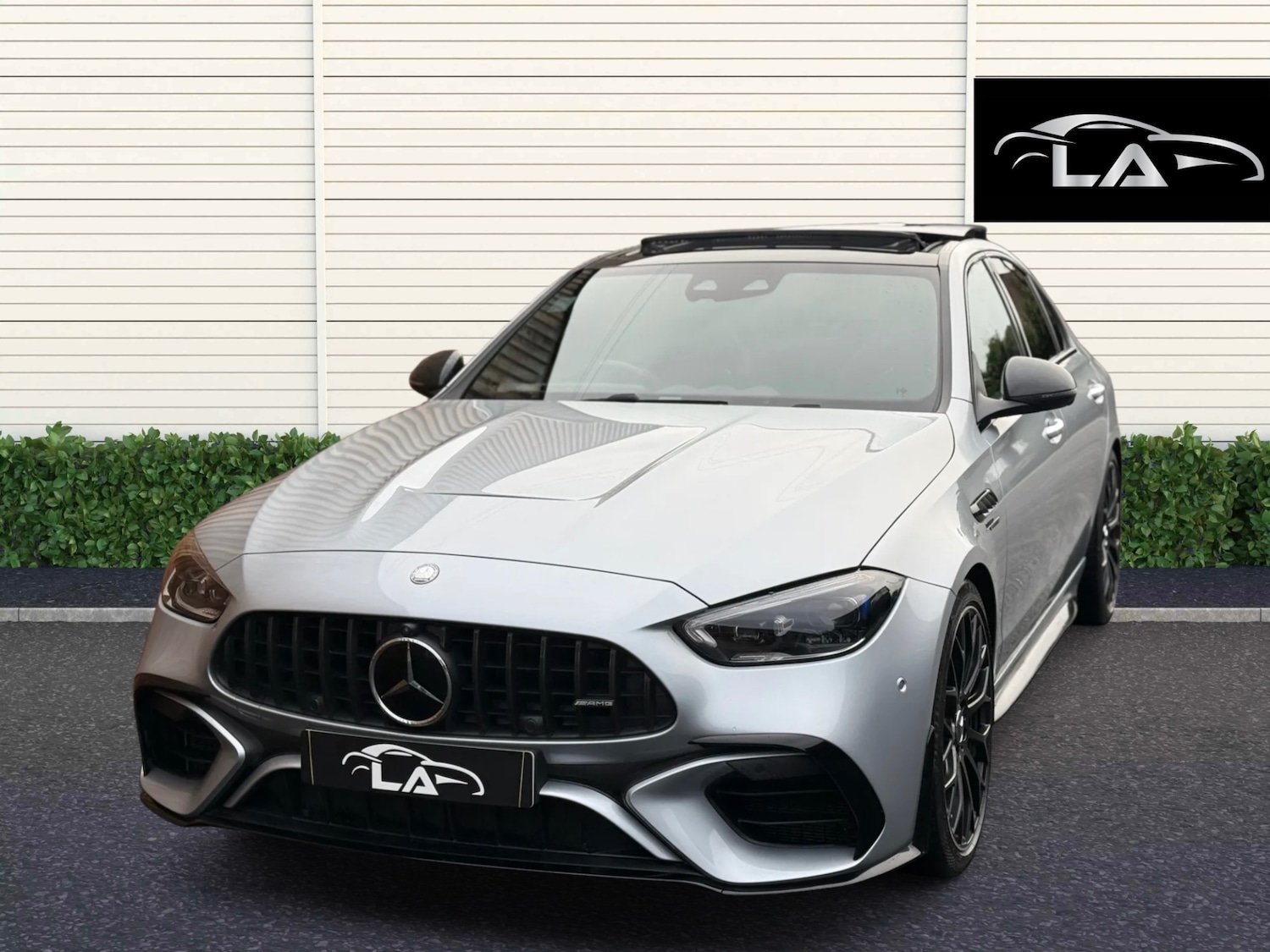 Used Mercedes-Benz C Class 2025 for sale - 76577387: Photo 2