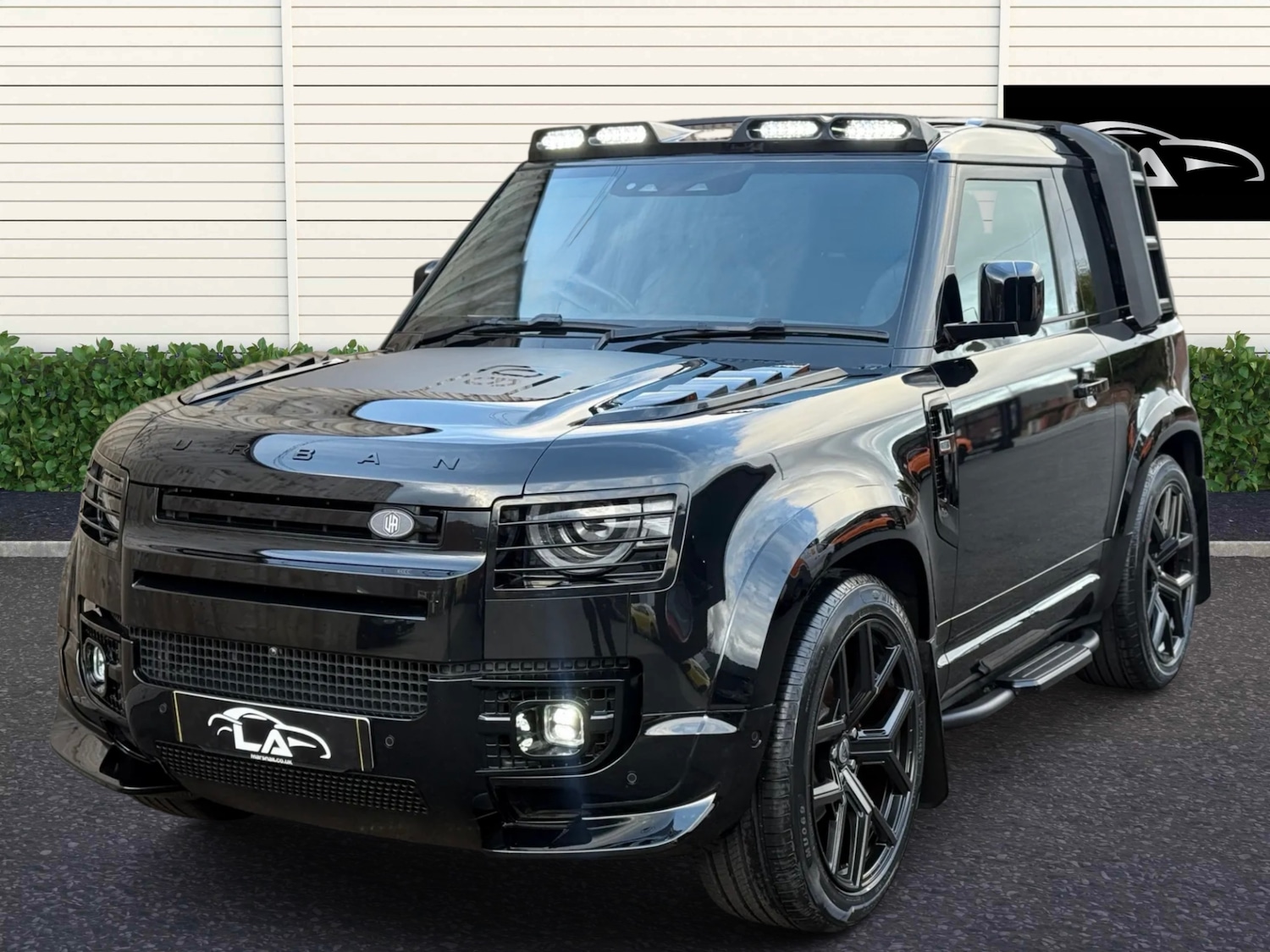 Used Land Rover Defender 2025 for sale - 77665915: Photo 1