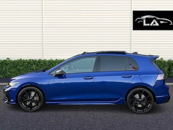 Used Volkswagen Golf 2024 for sale - 75767320: Photo