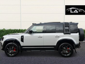 Used Land Rover Defender 2026 for sale - 78125357: Photo