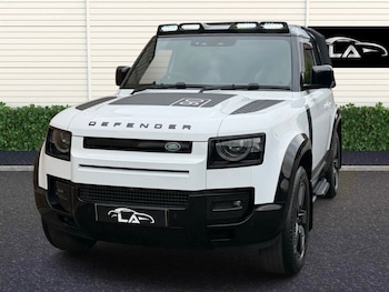 Used Land Rover Defender 2023 for sale - 76173571: Photo 2