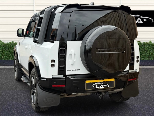 Used Land Rover Defender 2023 for sale - 76173571: Photo 6