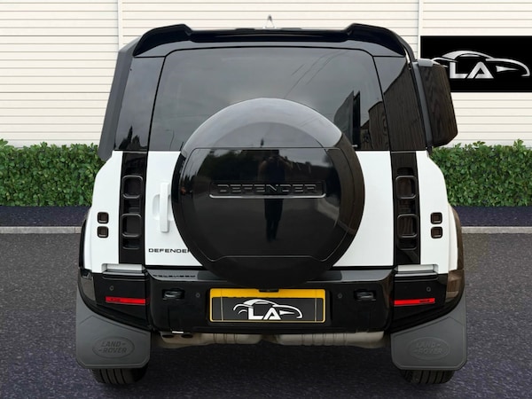 Used Land Rover Defender 2024 for sale - 76196063: Photo 7