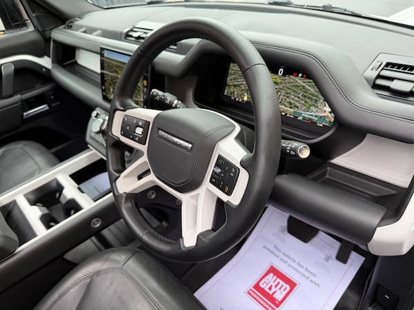 Used Land Rover Defender 2024 for sale - 76196063: Photo 9