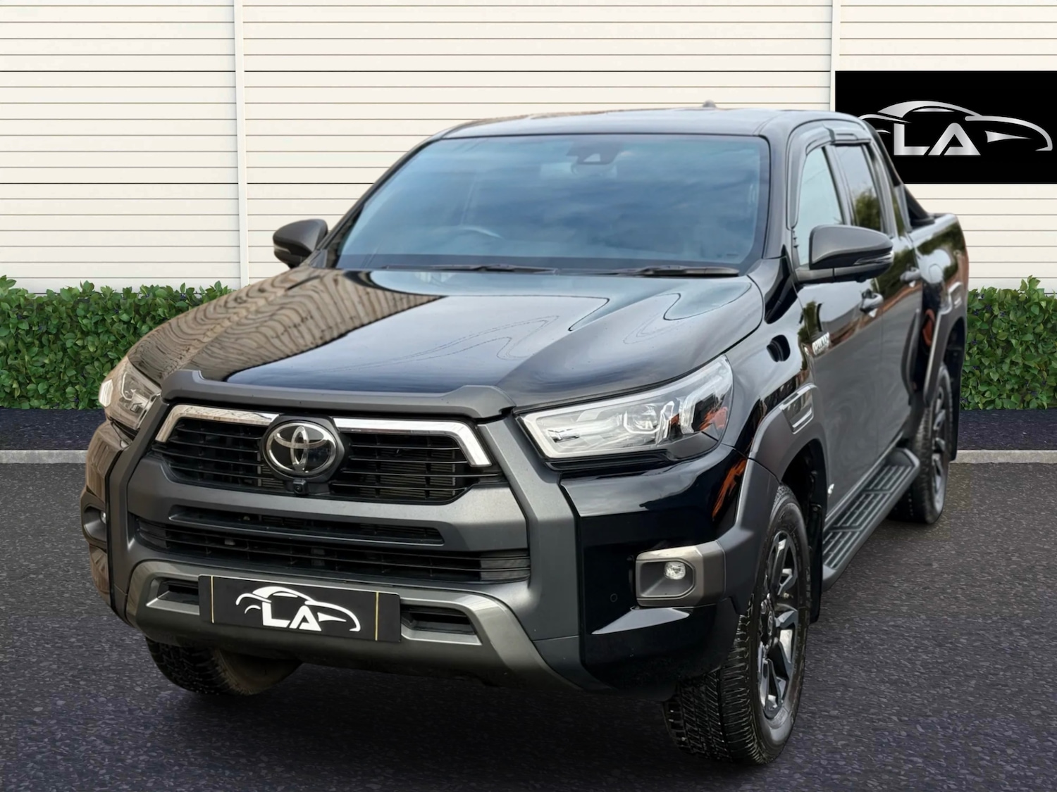 Used Toyota Hilux 2025 for sale - 77392258: Photo 2