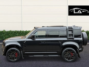 Used Land Rover Defender 2025 for sale - 76079934: Photo