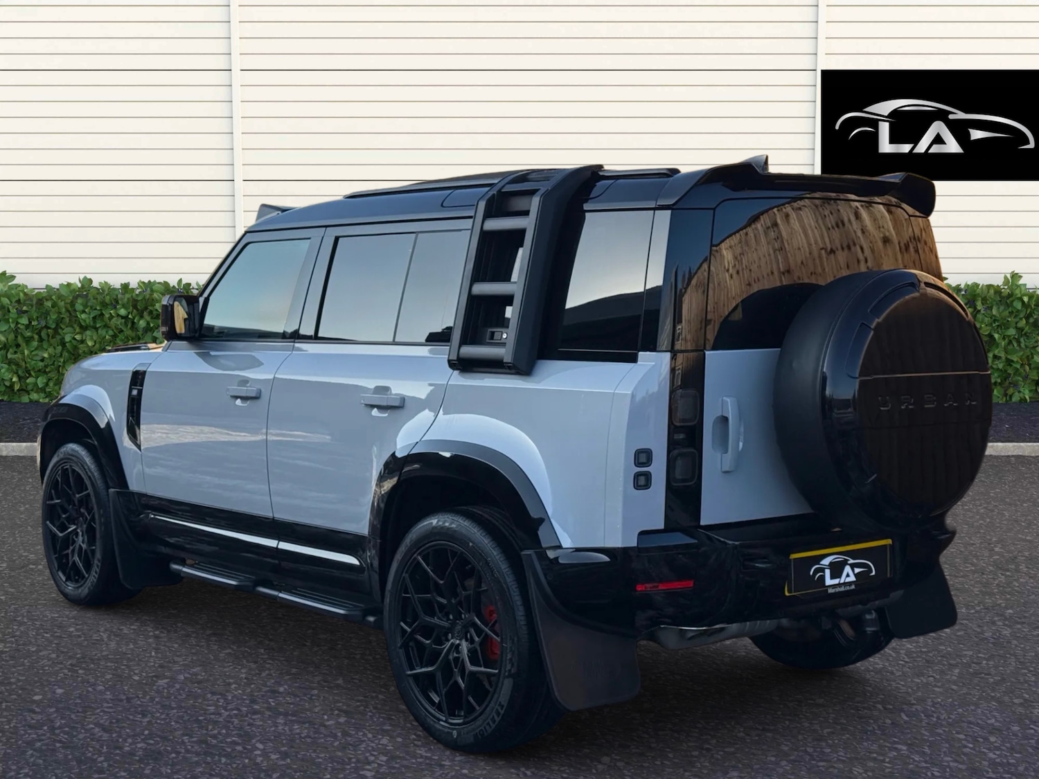 Used Land Rover Defender 2025 for sale - 77160665: Photo 5