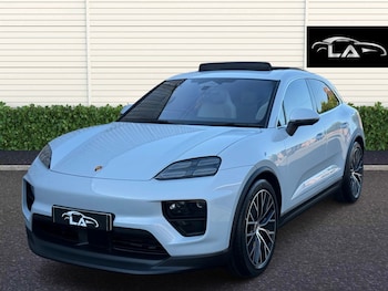 Used Porsche Macan 2025 for sale - 79195859: Photo