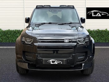 Used Land Rover Defender 2025 for sale - 75254165: Photo