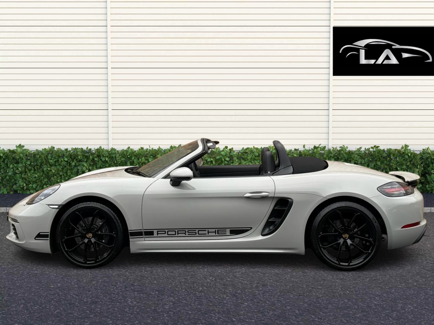 Used Porsche Boxster 2025 for sale - 76413995: Photo 3