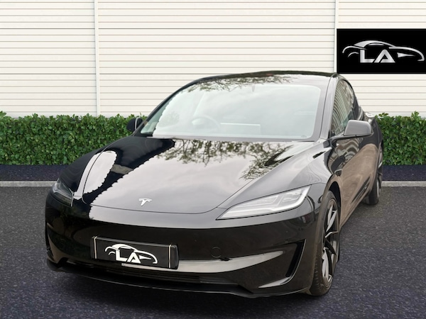 Used Tesla Model 3 2024 for sale - 74347043: Photo 2