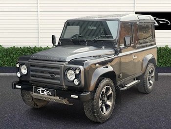 Land Rover Defender feature image