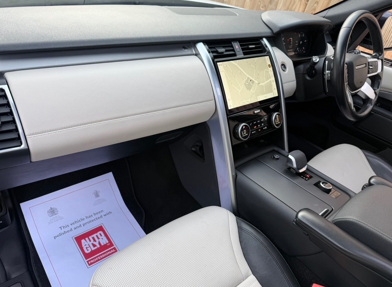 Used Land Rover Discovery 2023 for sale - 77450550: Photo 10