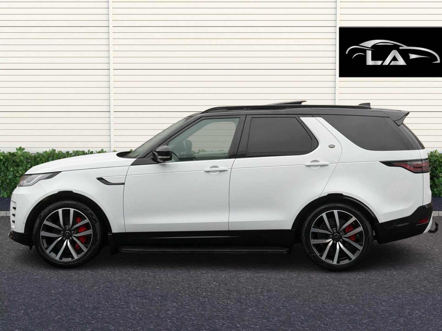 Used Land Rover Discovery 2023 for sale - 77450550: Photo 3