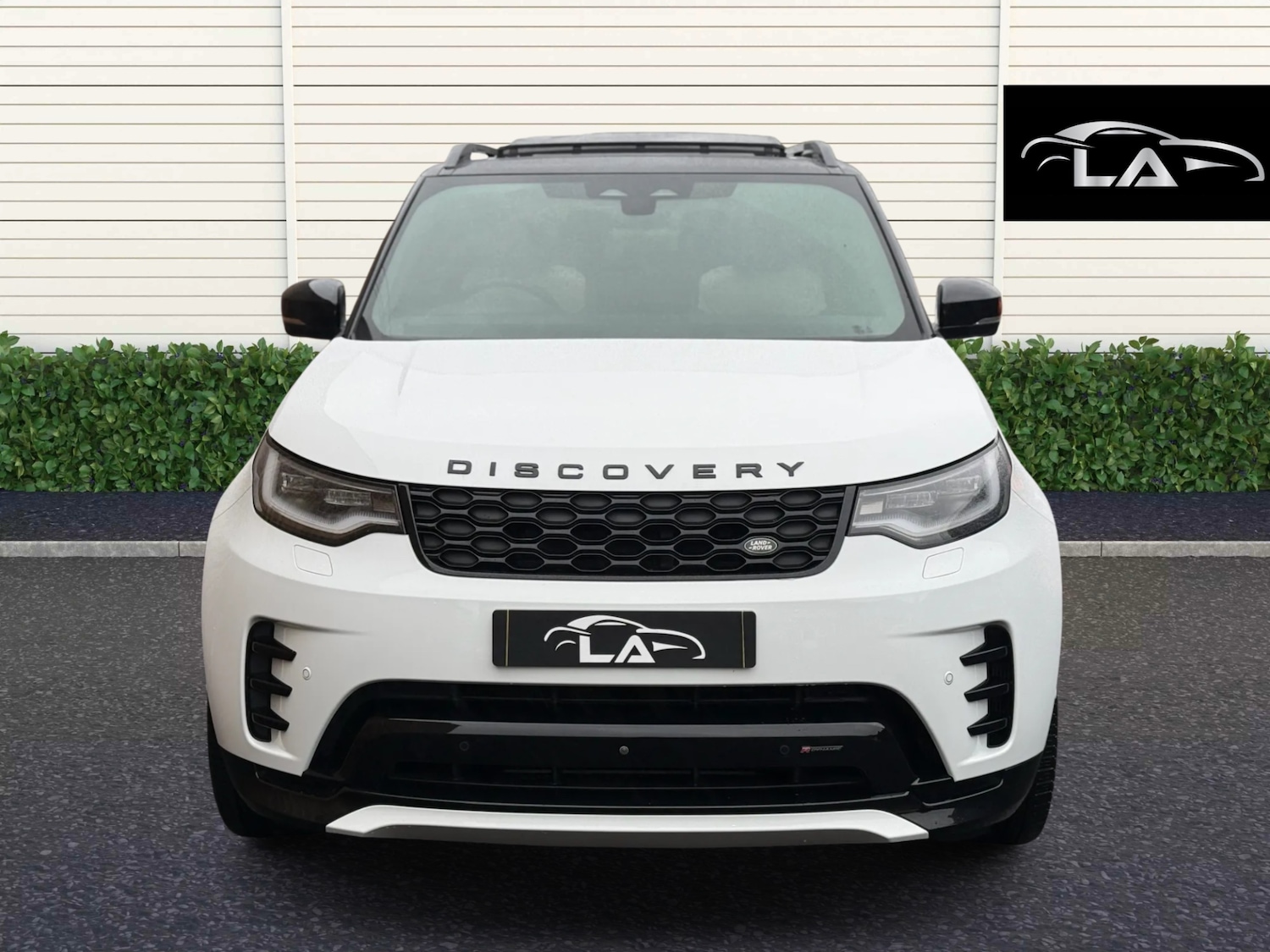 Used Land Rover Discovery 2023 for sale - 77450550: Photo 4