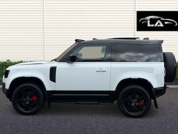 Used Land Rover Defender 2024 for sale - 75386074: Photo