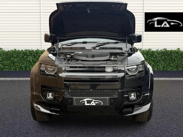 Used Land Rover Defender 2025 for sale - 75599071: Photo 14
