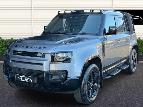 Used Land Rover Defender 2024 for sale - 75643891: Photo 1