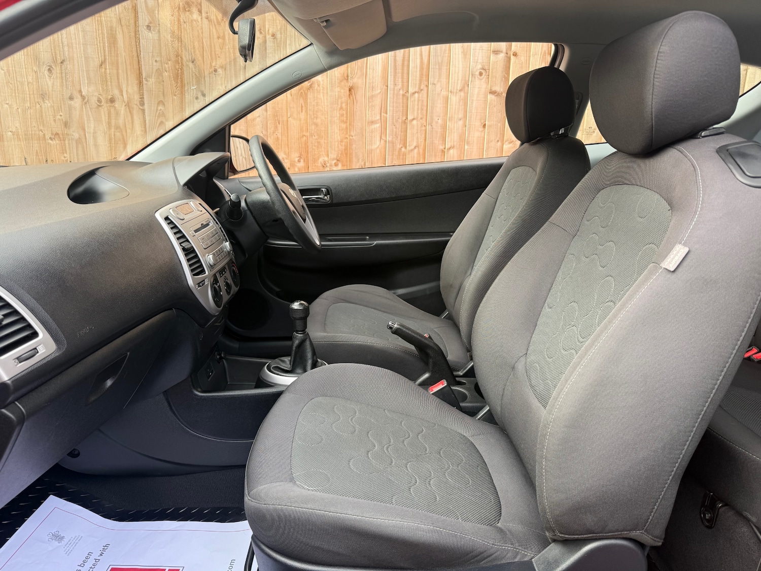 Used Hyundai i20 2010 for sale - 76211047: Photo 8