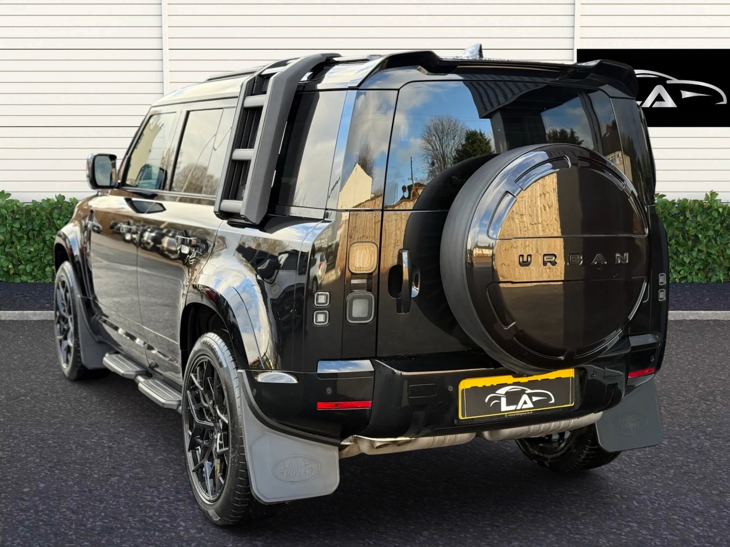 Used Land Rover Defender 2025 for sale - 76741408: Photo 6